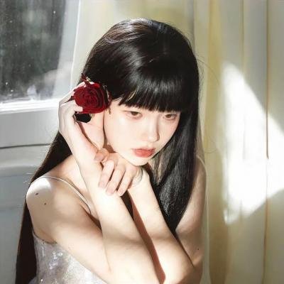 八彩林亚珍
